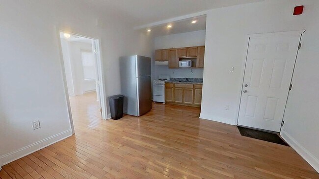 Building Photo - 1234-40 Rising Sun Ave