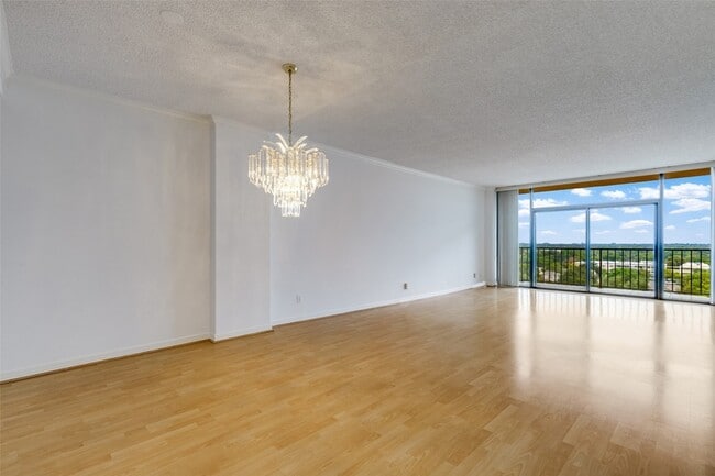 Primary Photo - 5200 Keller Springs Rd