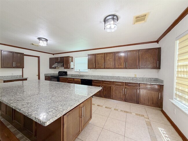 Building Photo - 4707 Meadowthorn Ct