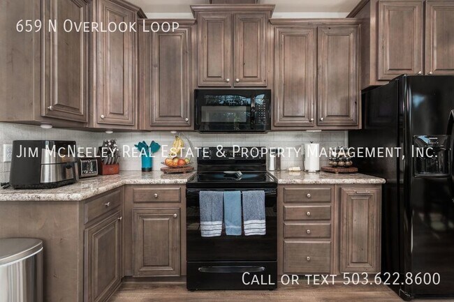 Building Photo - Well Maintained 3 Bedroom Home In Otis