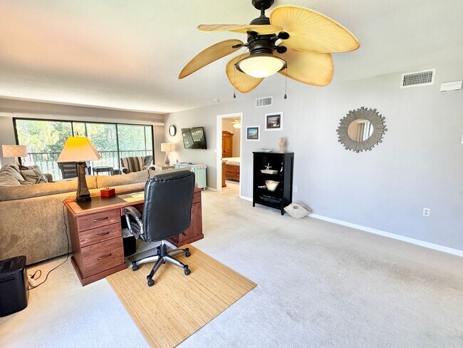 Building Photo - ** ABBEY AT BERKSHIRE VILLAGE ** 2 BED / 2...