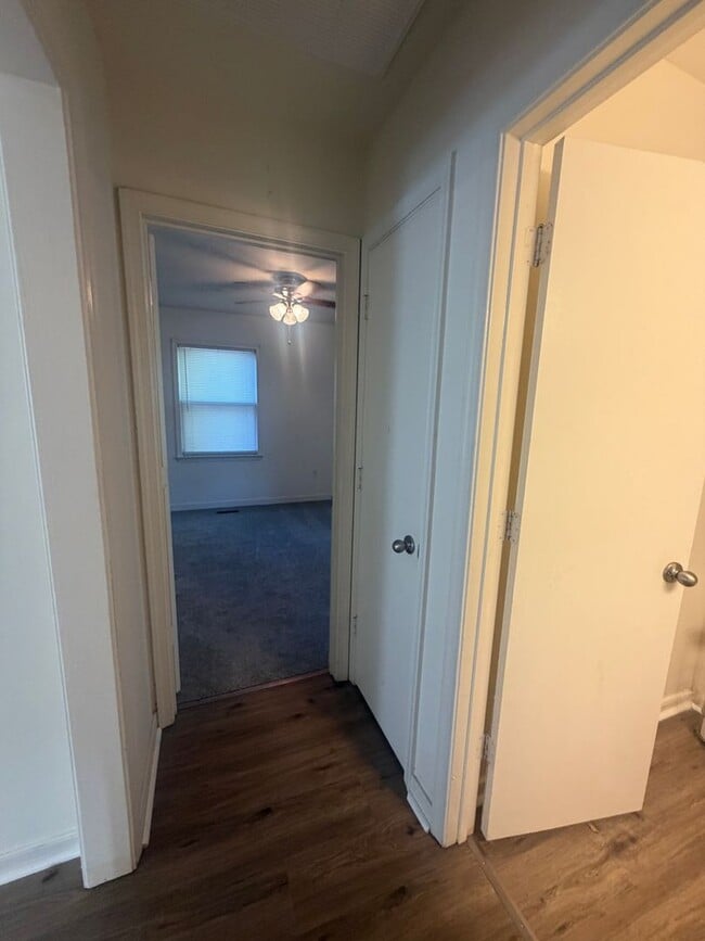 Building Photo - One story duplex