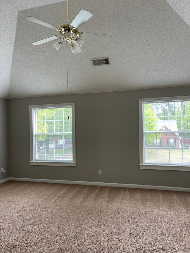 Master Bedroom - 2635 Sleepy Hollow Rd