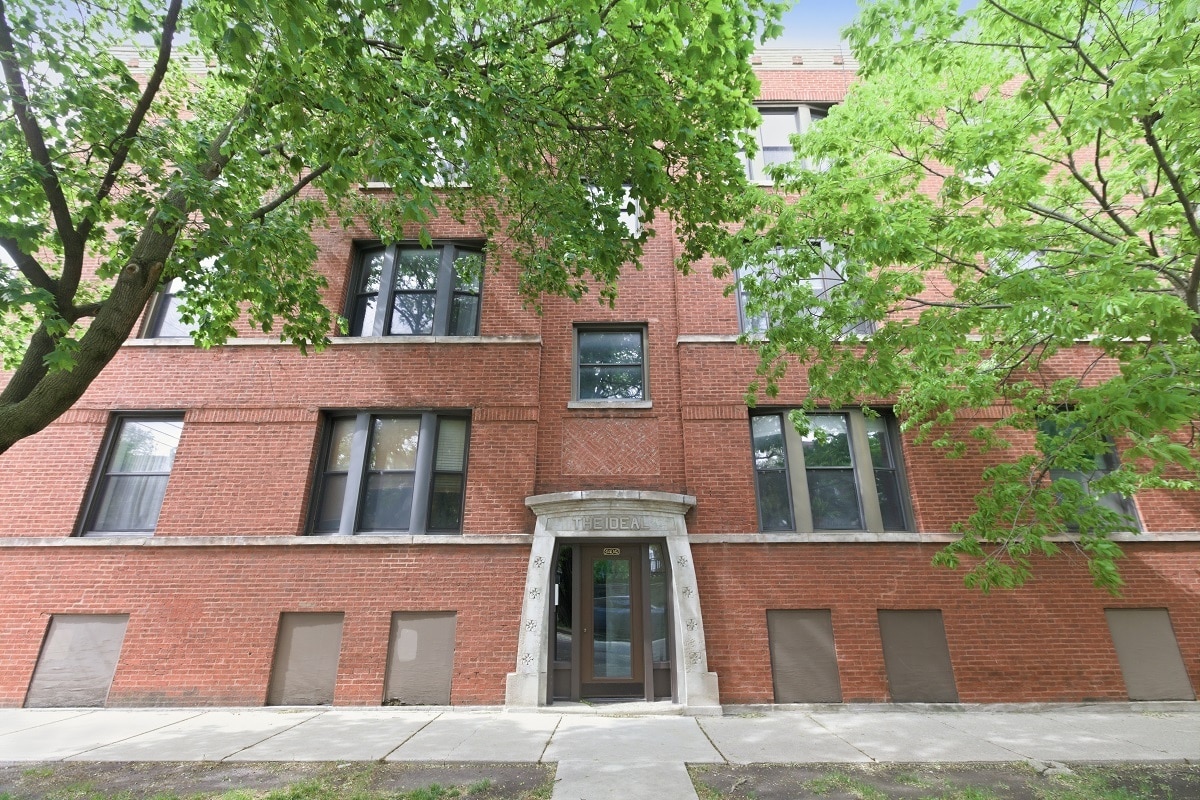 Building Photo - 3142 W George St