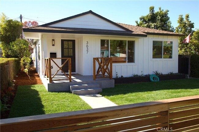 Primary Photo - 3637 Ashwood Ave