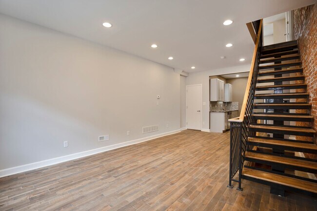 Building Photo - ???Newly Updated, MODERN 2 Bedroom in booming Brewerytown