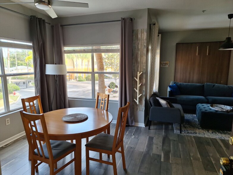 Building Photo - 10764 70th Ave