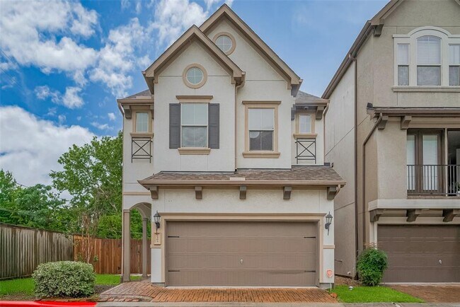 Primary Photo - 1503 Miles Oaks Pl