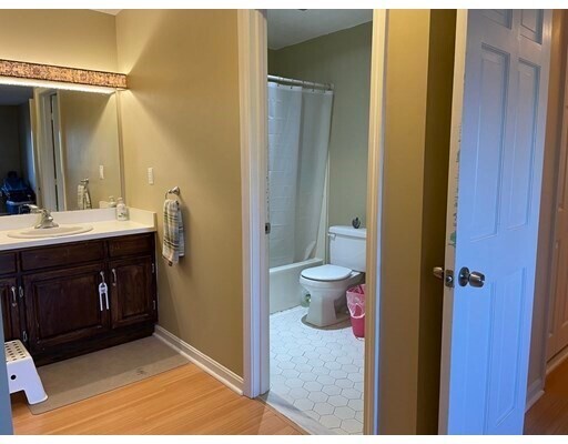 Building Photo - 500 Colonial Dr