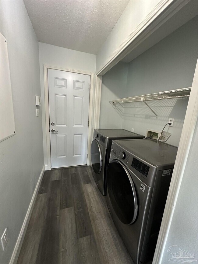 Building Photo - 5272 Westwind Cir