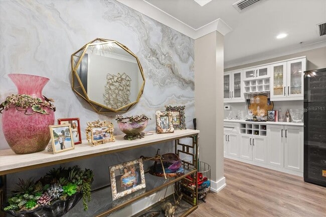 Building Photo - 260 S Osceola Ave