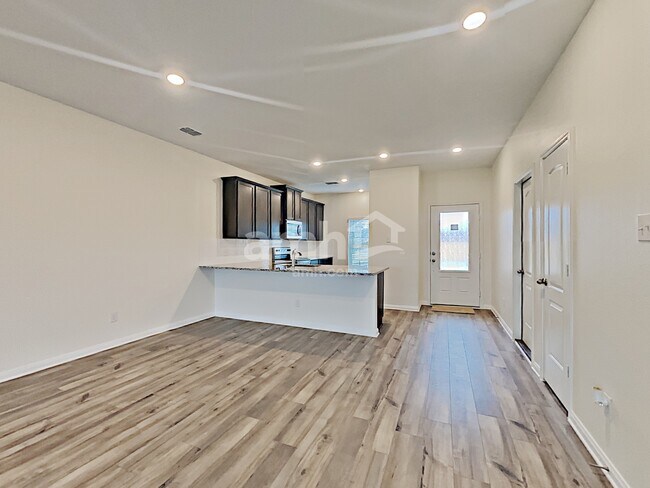 Building Photo - 3137 Bowen St