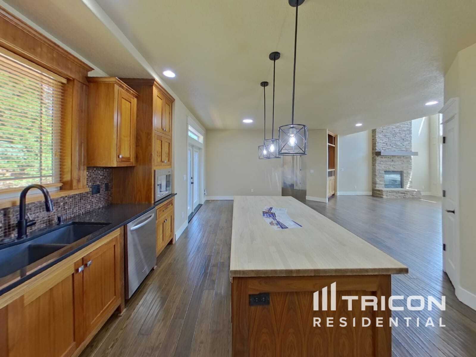 Building Photo - 11593 SE Waterleaf Dr