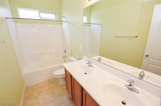 Building Photo - 10624 Allegrini Dr