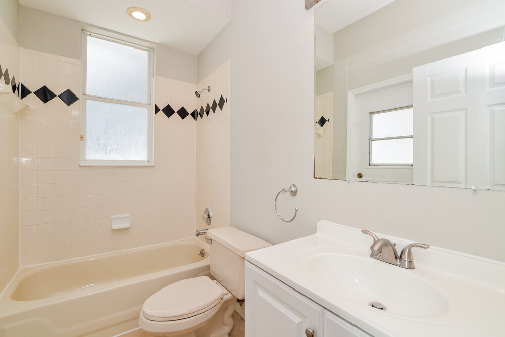 Building Photo - 14834 Oldham Dr