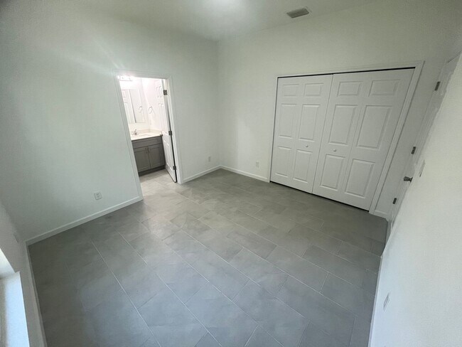 Building Photo - Brand New 2/2/1 -SW Lehigh Acres