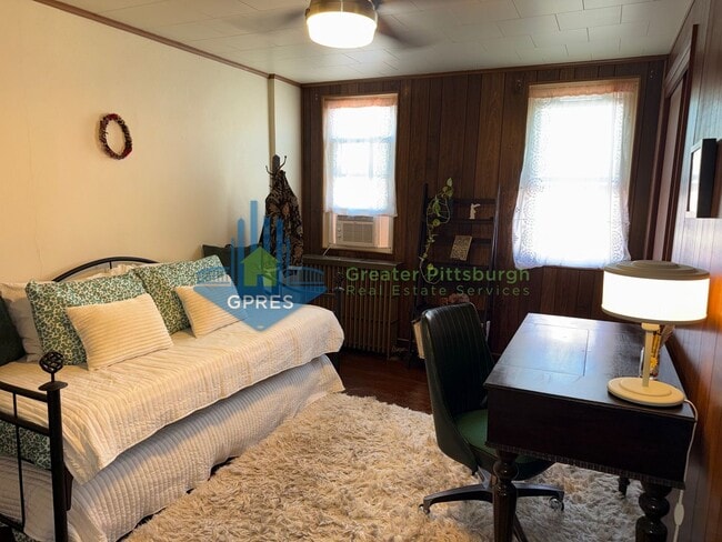 Building Photo - Classic Lawrenceville Row House – Walkable...