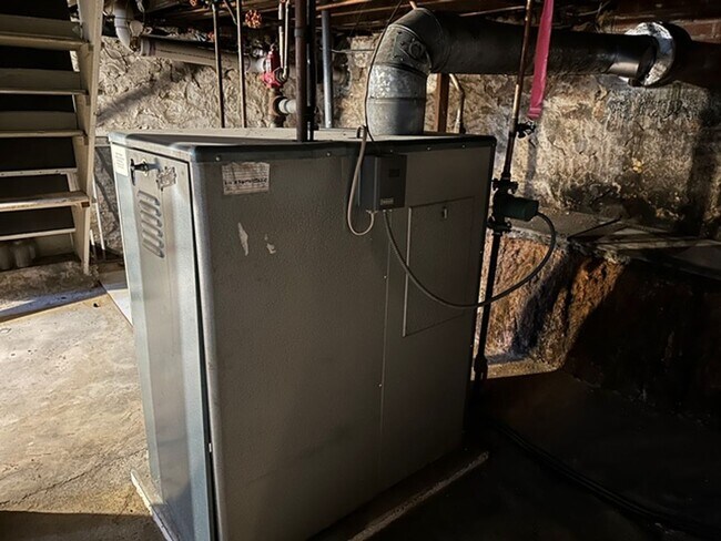 Building Photo - 3 Bedroom 1 Bathroom Myerstown Single Home