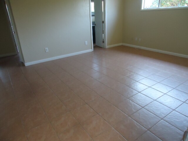 Building Photo - 5555 Dorothy Dr