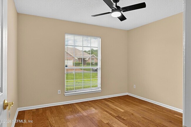 Building Photo - 13128 Harborton Dr