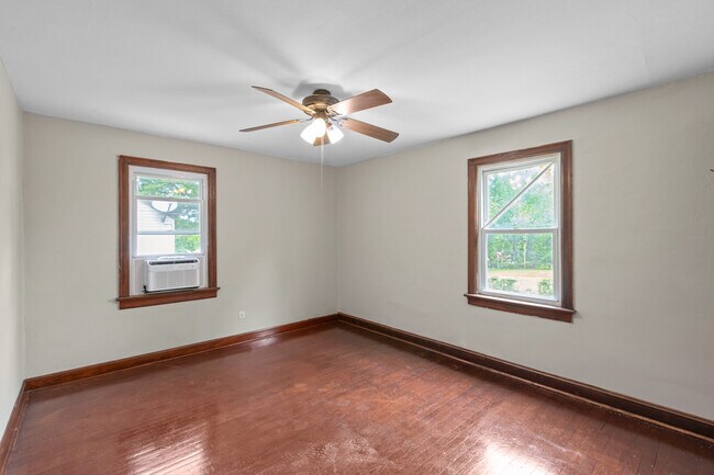 Building Photo - 7007 Paisley Dr
