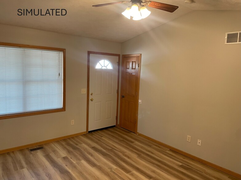Building Photo - 7370 Mercy Ln