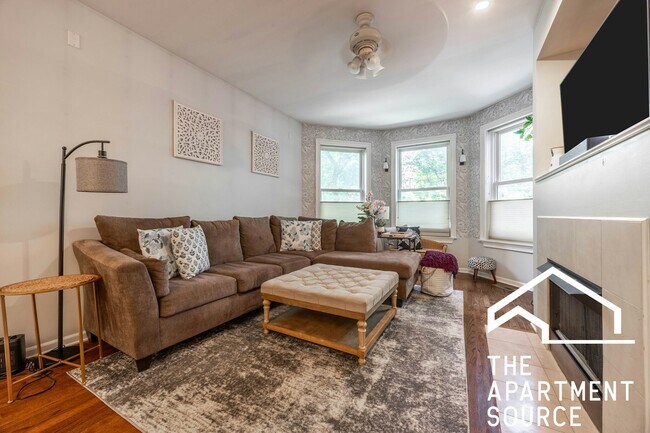Primary Photo - 2321 N Lister Ave