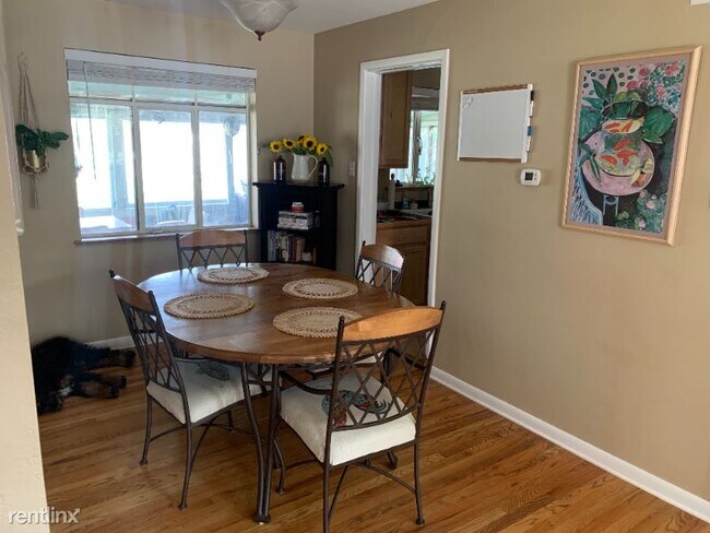 Building Photo - 1160 S Harrison St