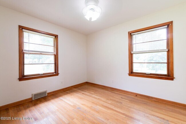 Building Photo - 2816 Milburn Ave