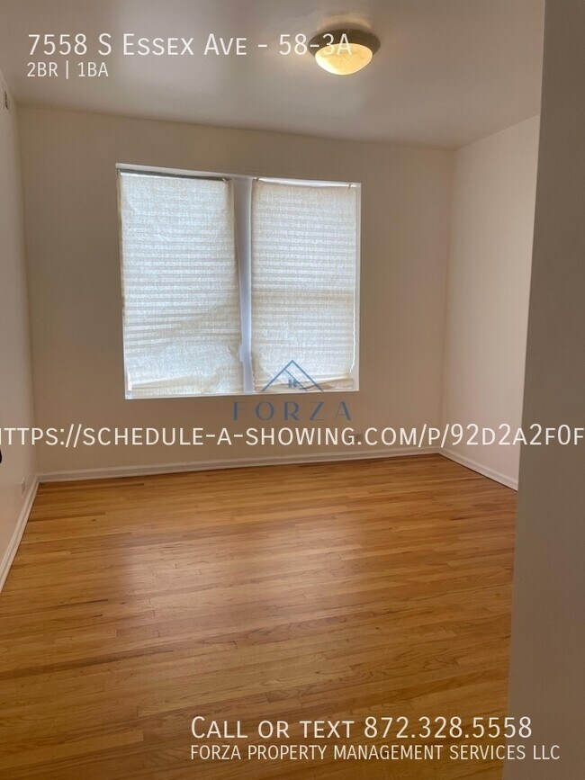 Building Photo - 7558 S Essex Ave