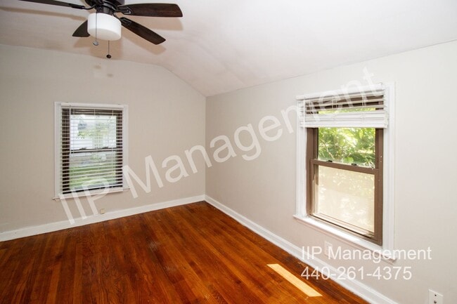 Building Photo - 5179 Homewood Ave