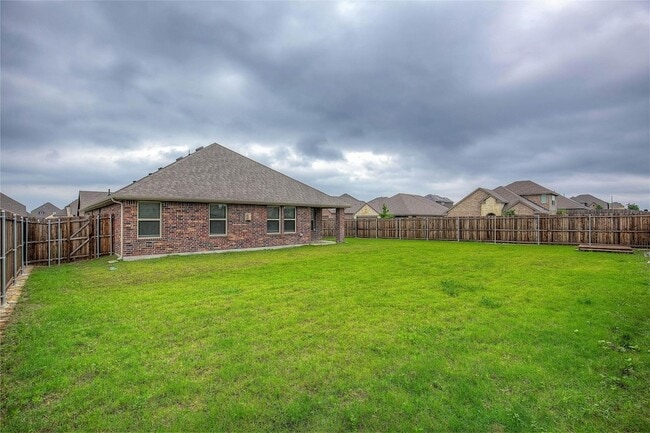 Building Photo - 203 Gatecrest Dr