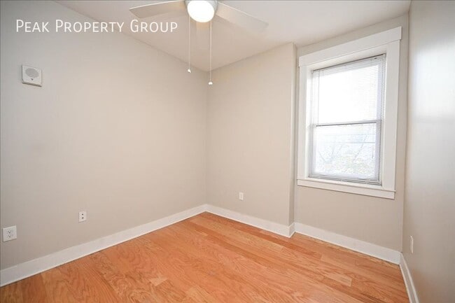 Building Photo - 433 E 13th St