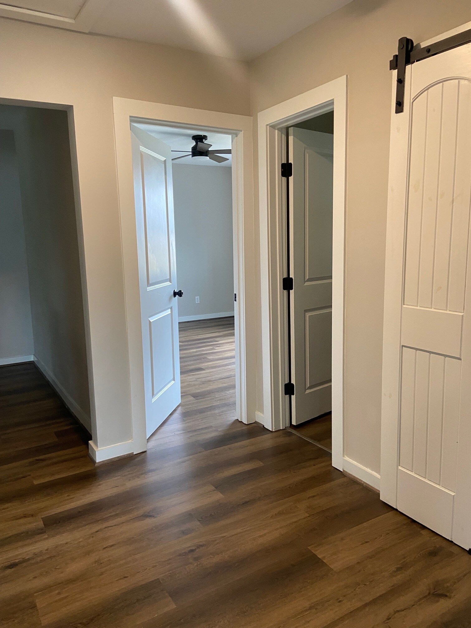 Building Photo - 56 18th Ave S