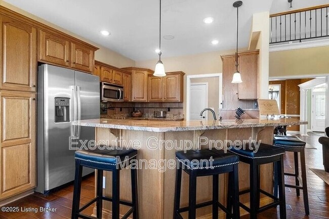 Building Photo - 120 Calumet Loop