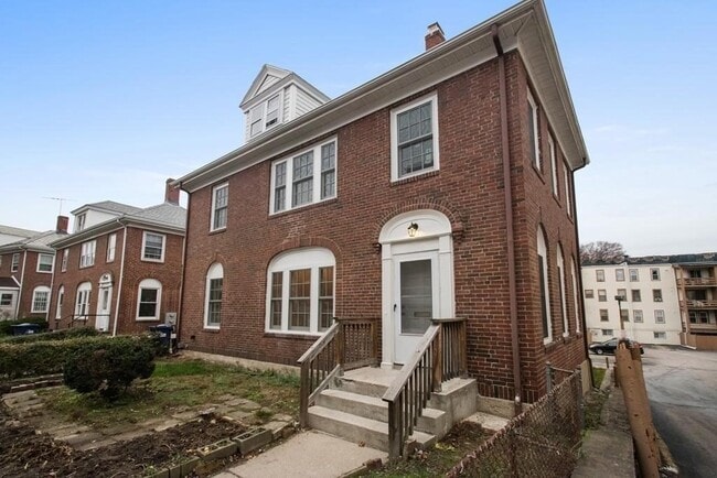 Building Photo - 101 Lanark Rd