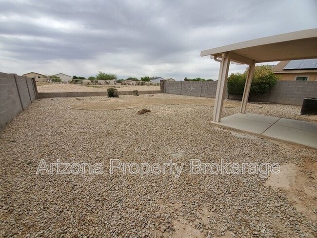 Building Photo - 5805 E Flowing Spring