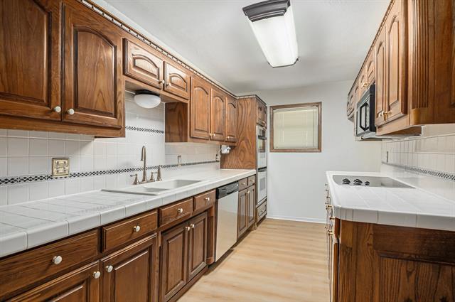 Building Photo - 5220 Wosley Dr