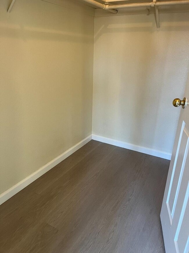 Building Photo - 7651 Church St