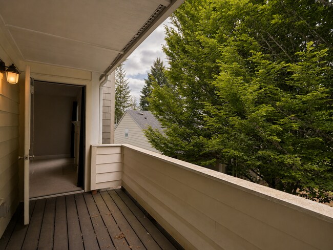 Building Photo - 13216 NE Salmon Creek Ave