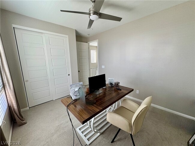 Building Photo - 572 Pear Lake St