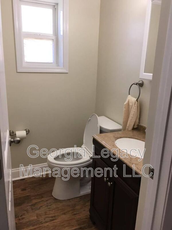 Building Photo - 3720 Lathem Creek Dr