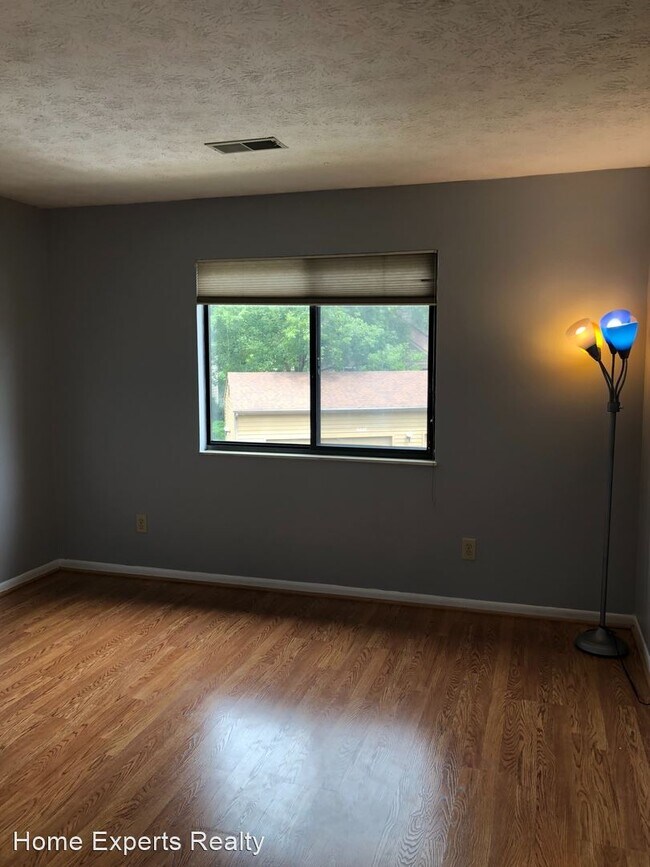 Building Photo - 3 br, 3.5 bath House - 9330 Hunters Creek Dr