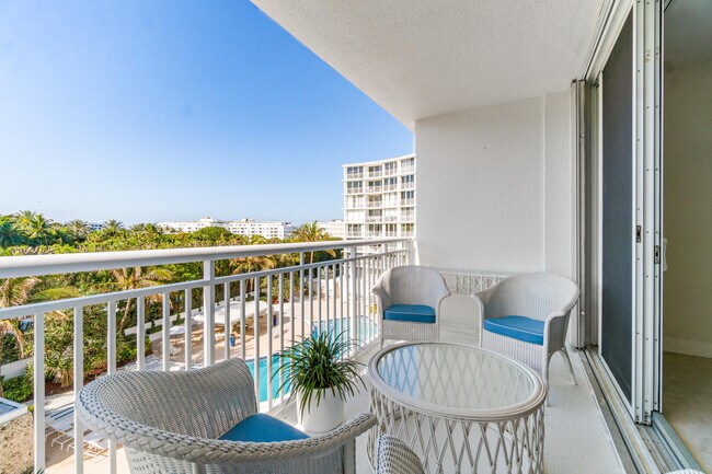 Building Photo - 2780 S Ocean Blvd