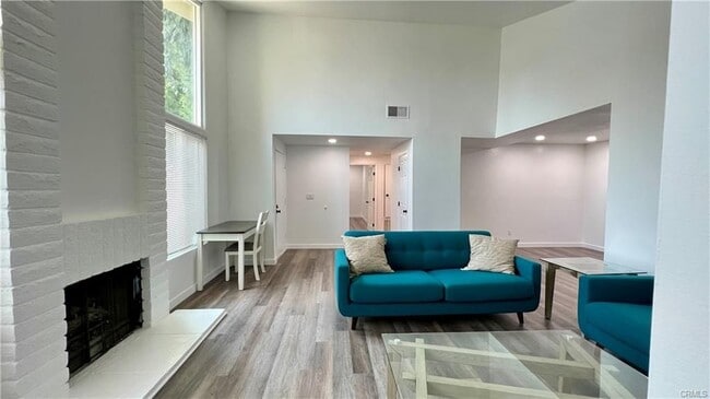 Primary Photo - 2061 W Redlands Blvd