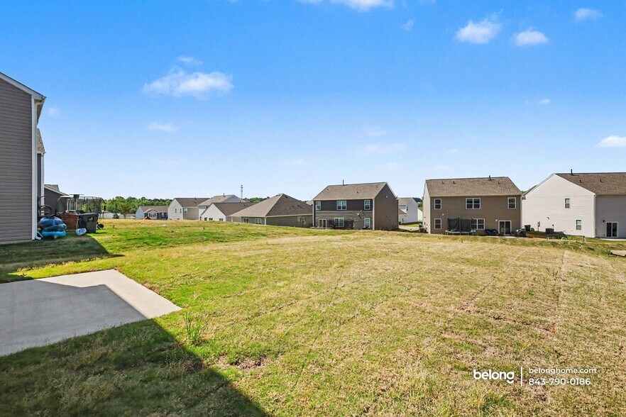 Building Photo - 1614 Yarrow Ln