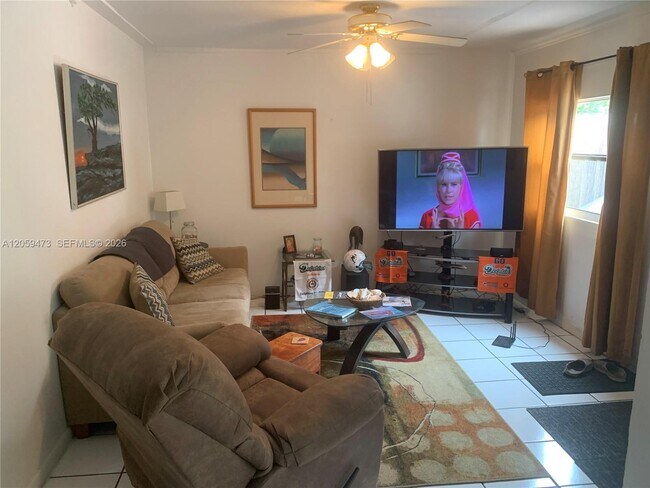 Building Photo - 6626 Miami Lakes Dr