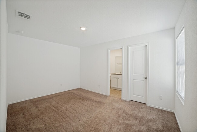 Building Photo - 7631 Parish Pl