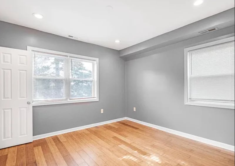 Building Photo - 529 59th St NE