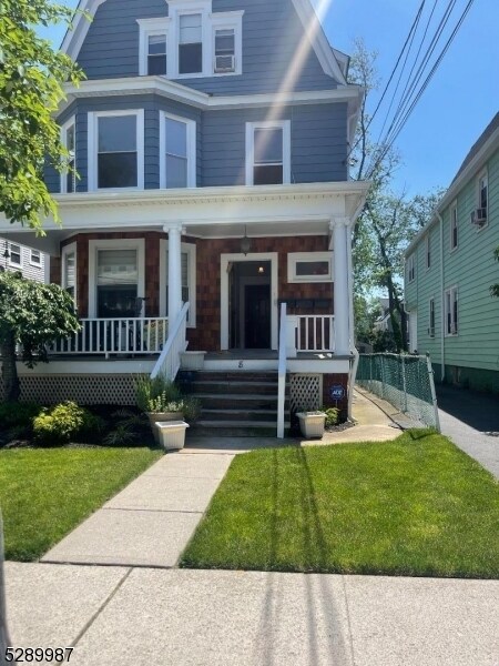 Primary Photo - 8 Swaine Pl